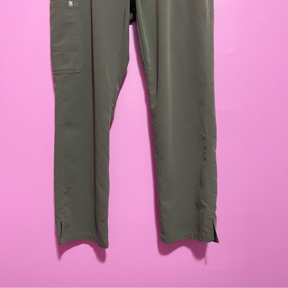 FIGS Kade Cargo Scrub Pants Moss Green Size Large Women's Straight Leg - Picture 5 of 12